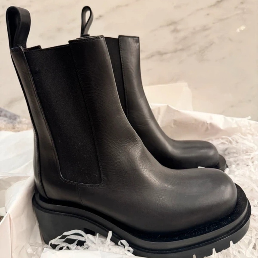 Bottega Veneta Black Leather Platform Booties